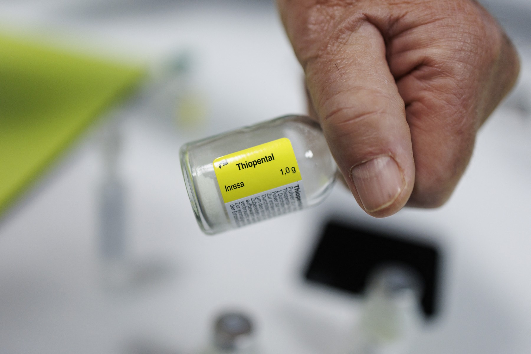 Euthanasie en Belgique : une législation stricte présentée à tort comme laxiste sur les réseaux sociaux
